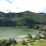 아파트 Am Weissensee *