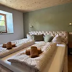 Am Weissensee 아파트 *